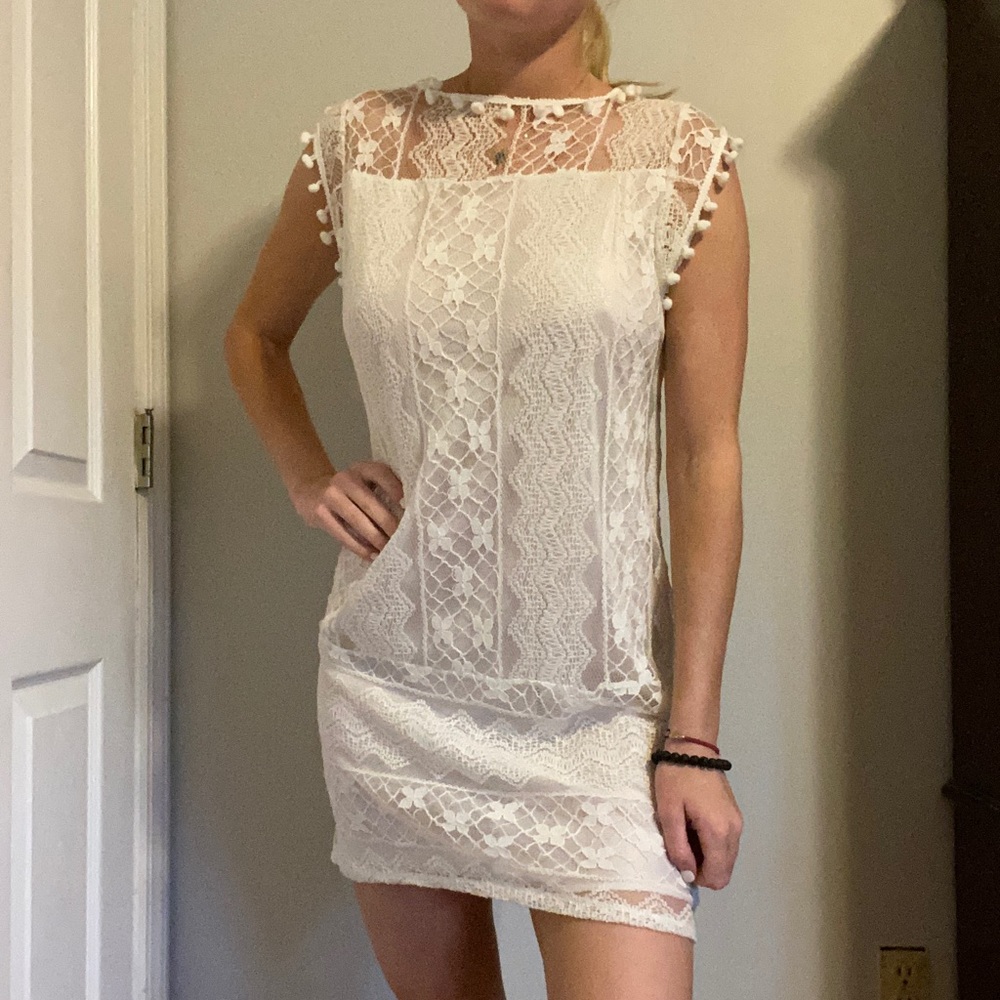 A white lace dress